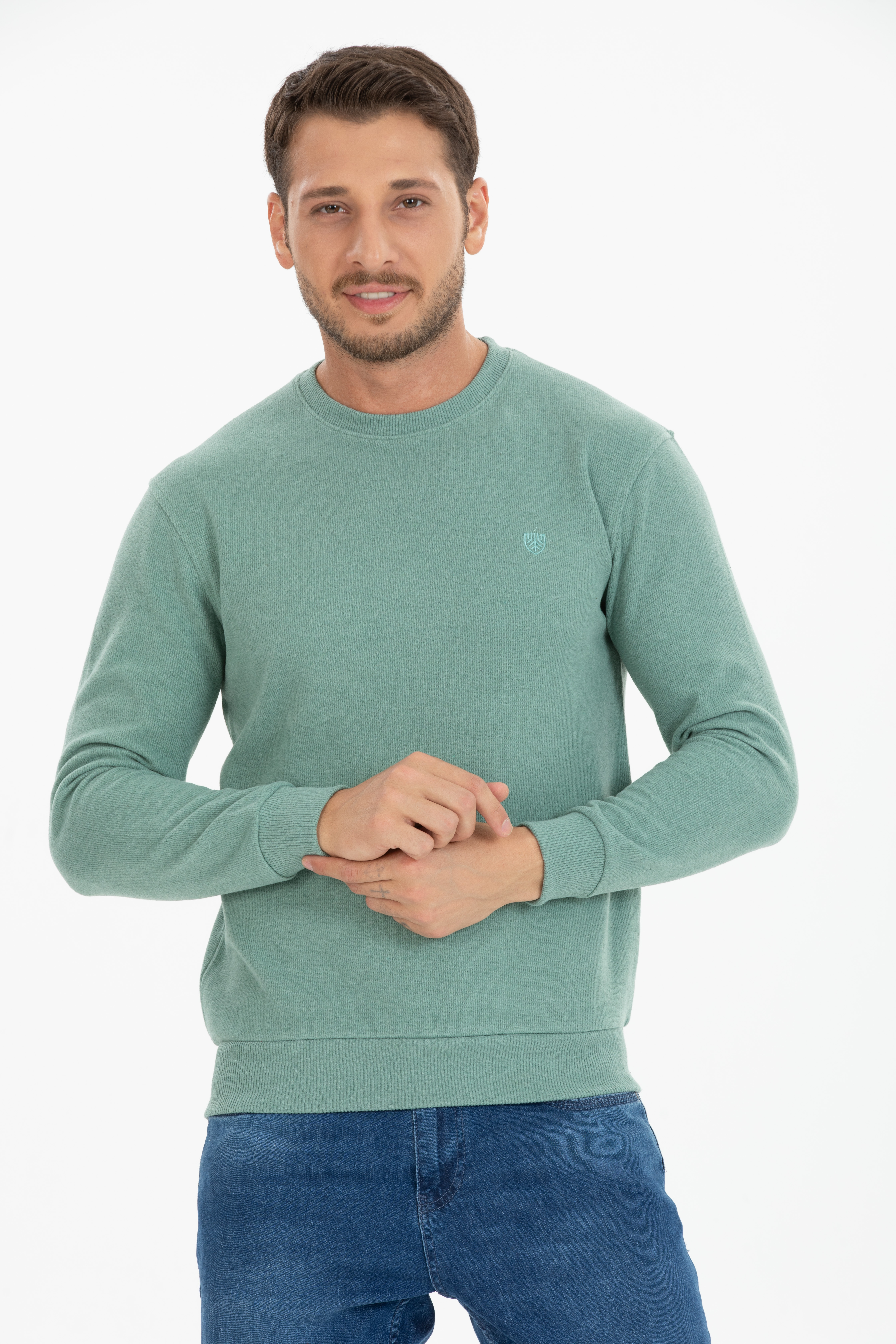 Basic 0 Yaka Model Çağla Uzun Kollu Sweatshirt