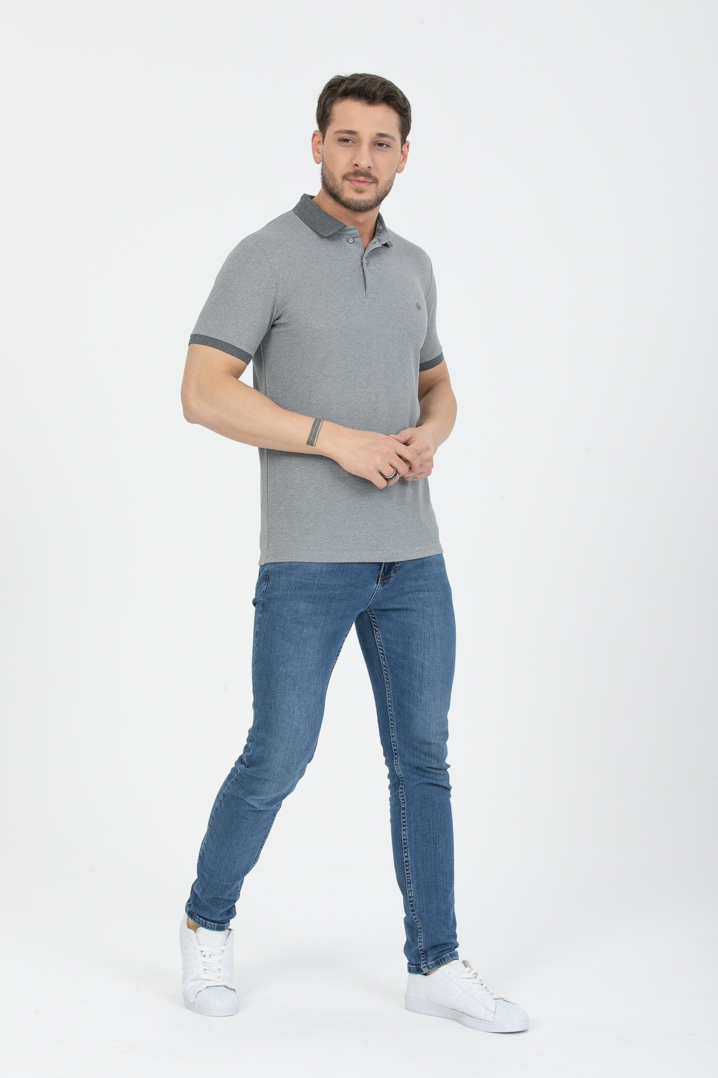 Lfc 2001 Model Gri Polo Yaka Logolu T-Shirt